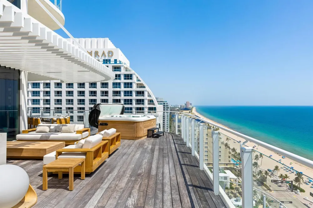 525 FORT LAUDERDALE BEACH BOULEVARD #1702 Fort Lauderdale, FL 33304