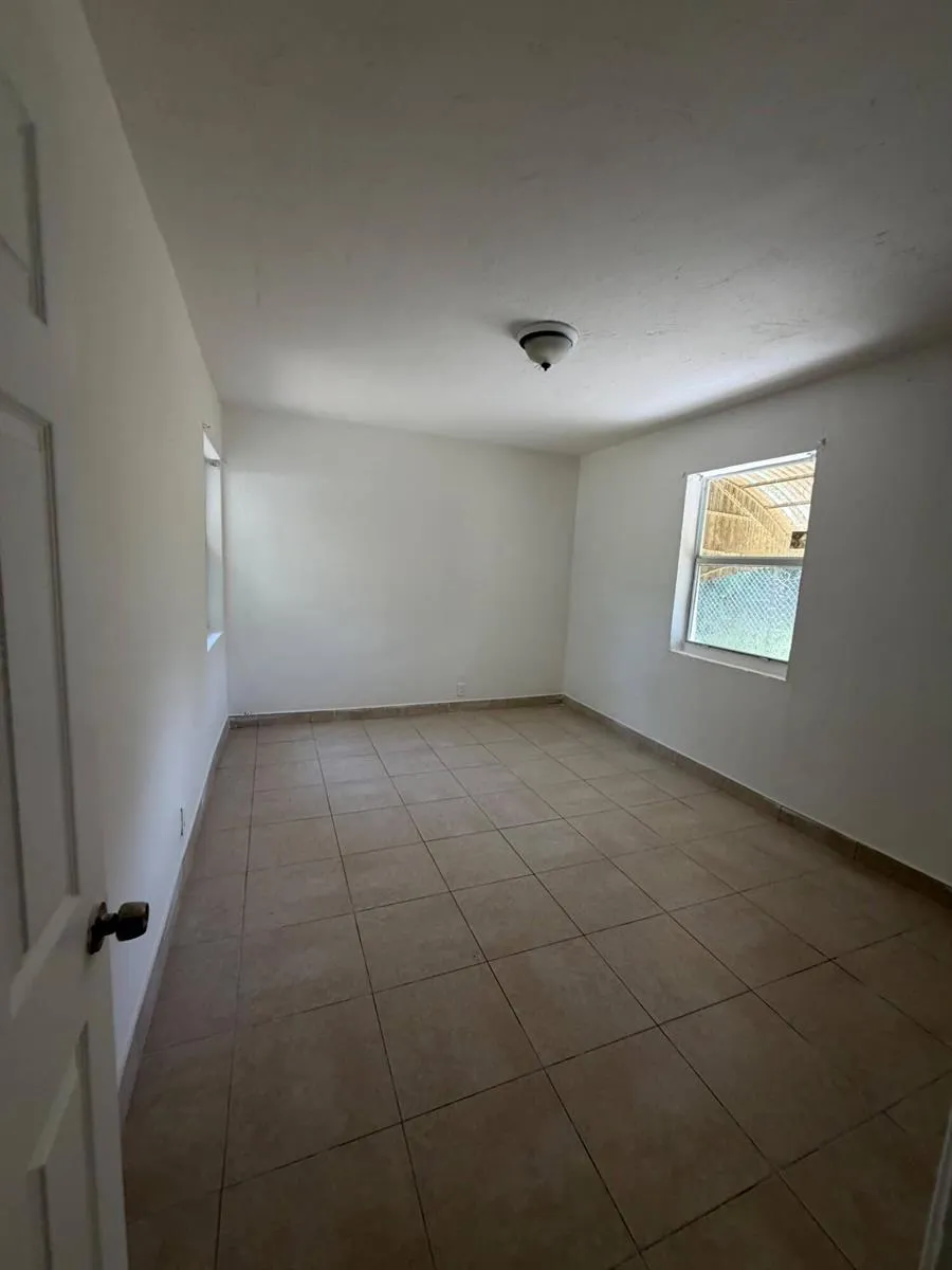 1525 W 15TH STREET Riviera Beach, FL 33404
