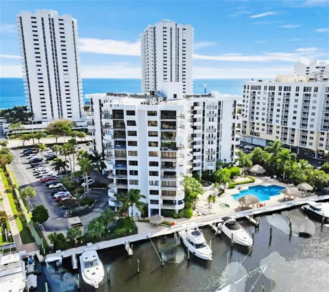 1631 S Ocean Boulevard #1006