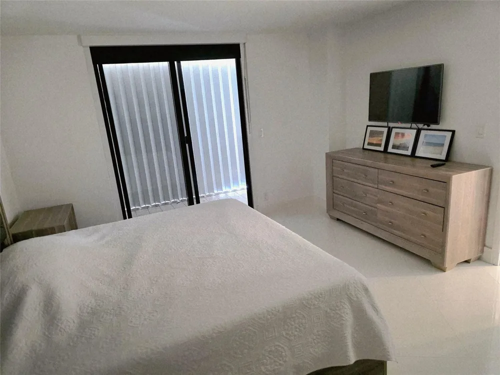 1631 S Ocean Boulevard #1006 Pompano Beach, FL 33062