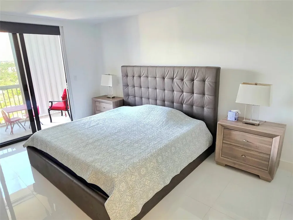 1631 S Ocean Boulevard #1006 Pompano Beach, FL 33062