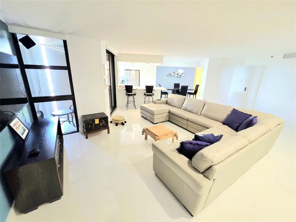 1631 S Ocean Boulevard #1006 Pompano Beach, FL 33062