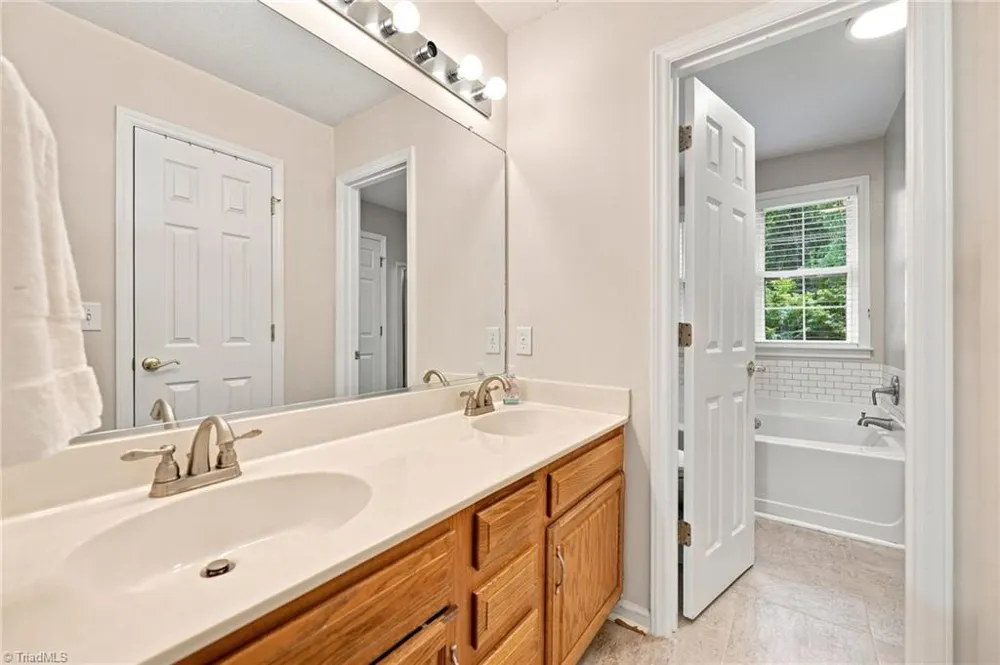 1704 Crinan Court High Point, NC 27265