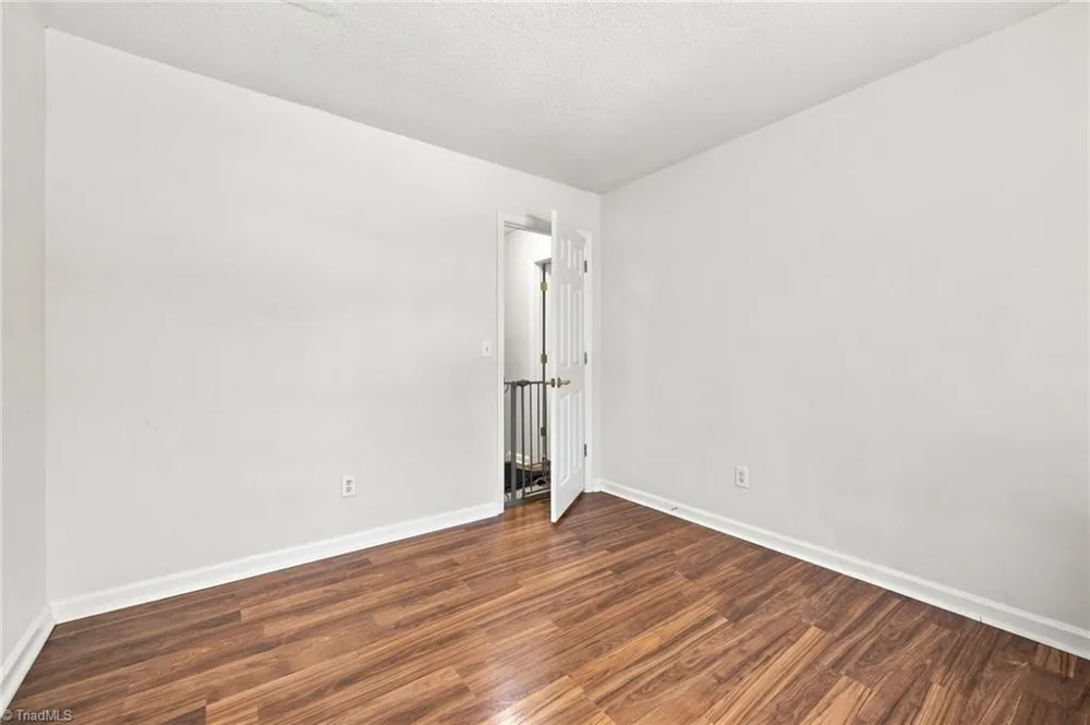 1704 Crinan Court High Point, NC 27265