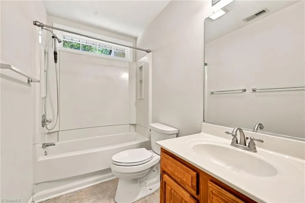 1704 Crinan Court High Point, NC 27265