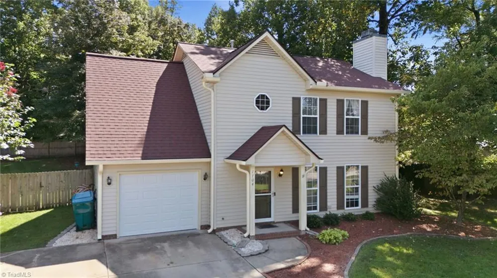 1704 Crinan Court High Point, NC 27265