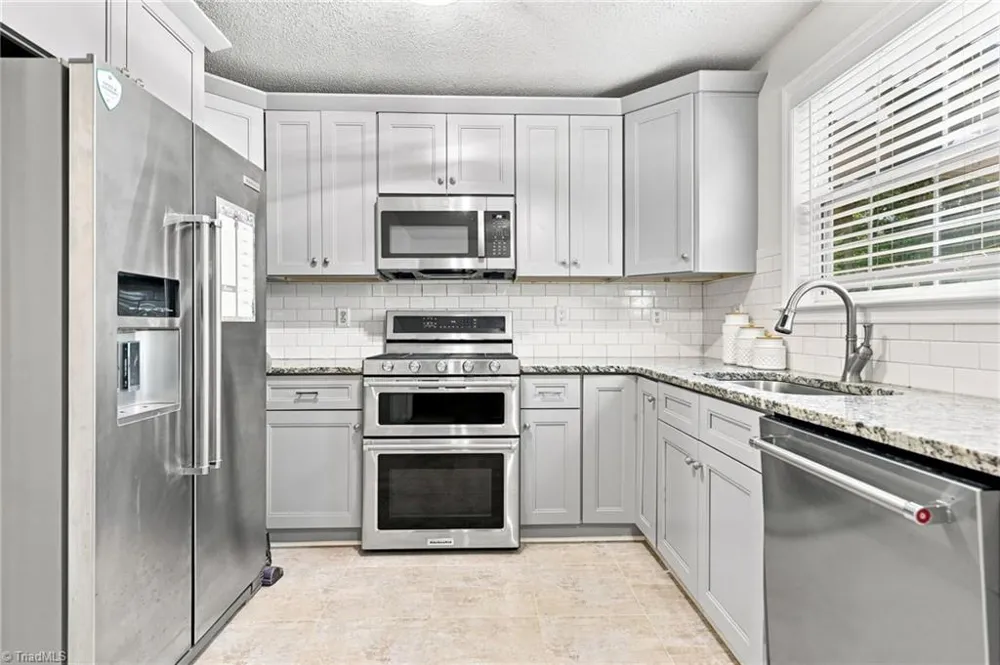 1704 Crinan Court High Point, NC 27265