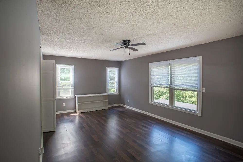 2114 Scotty Parker Rd Gallatin, TN 37066