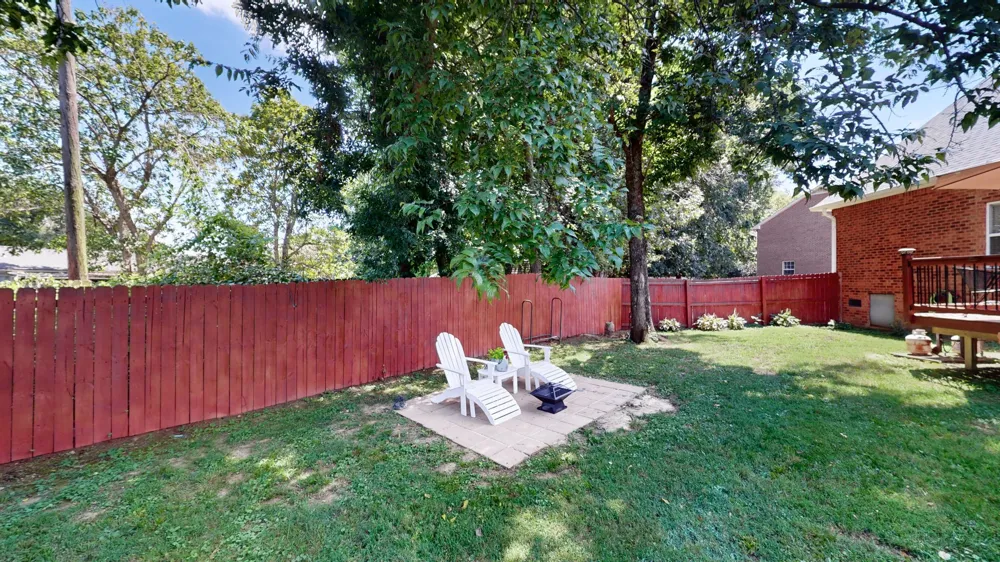 1611 Woodhaven Ct Lebanon, TN 37087