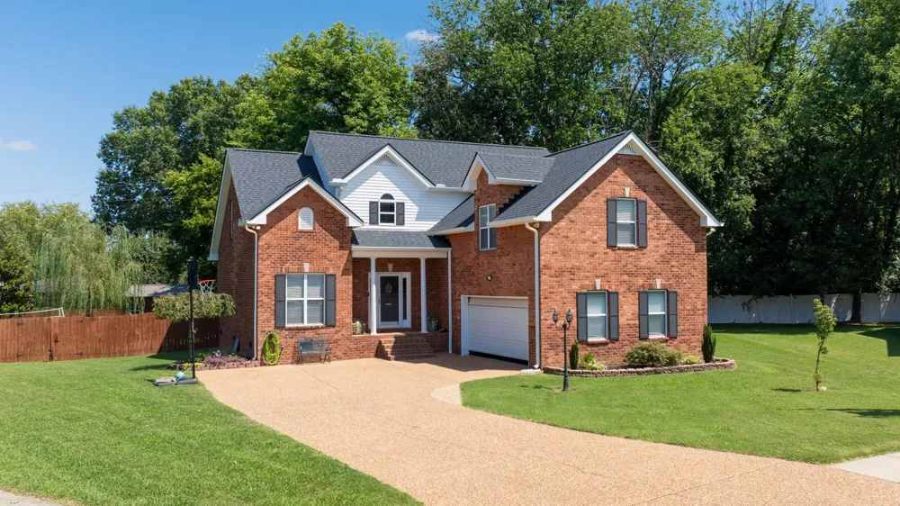 1611 Woodhaven Ct Lebanon, TN 37087