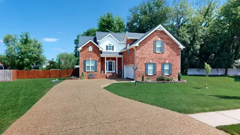 1611 Woodhaven Ct