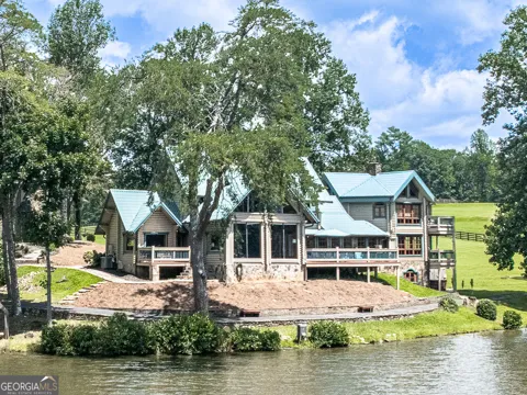 201 Mountainside PKWY