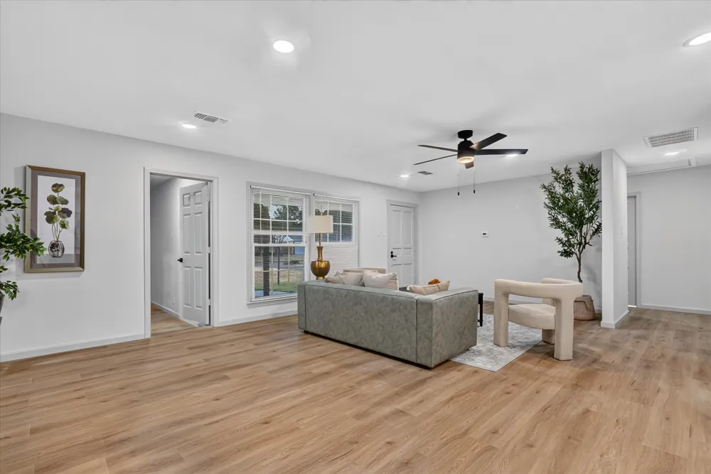 607 Ridgedale Drive Richardson, TX 75080