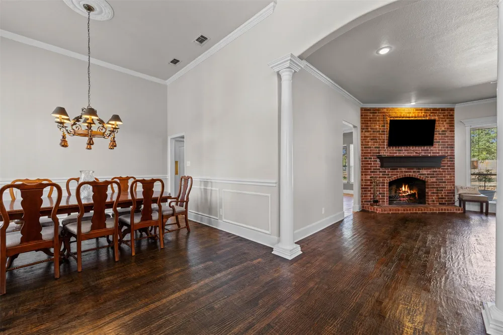 441 Country Ridge Lane Red Oak, TX 75154