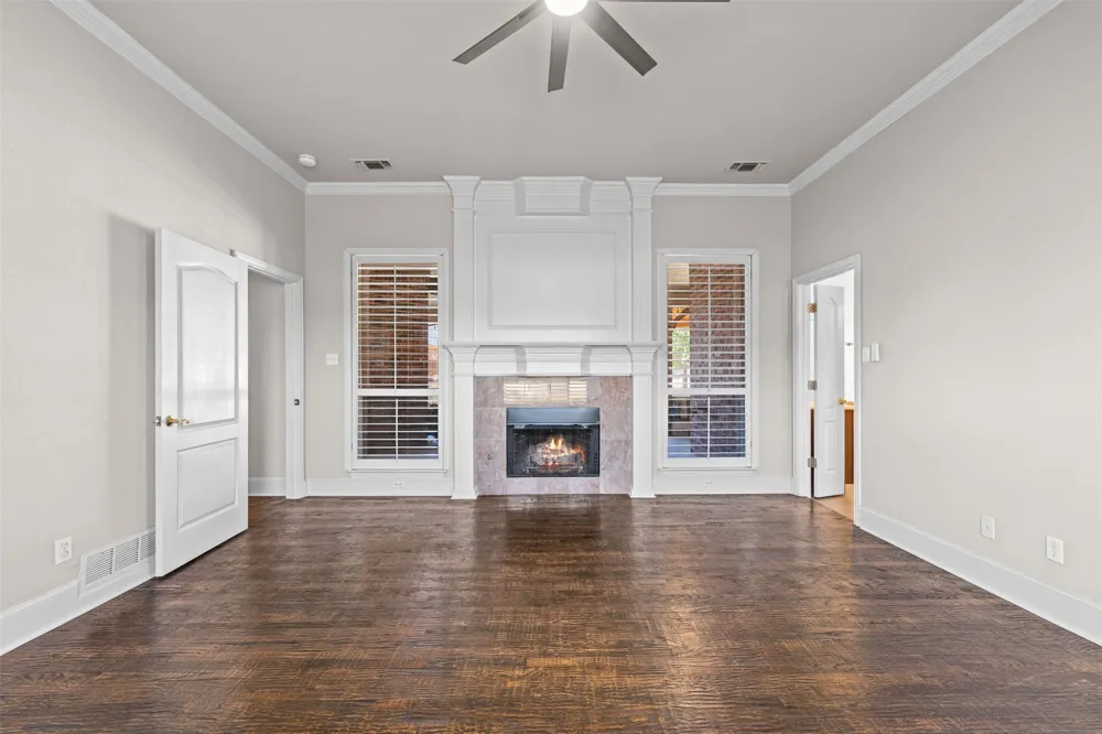 441 Country Ridge Lane Red Oak, TX 75154