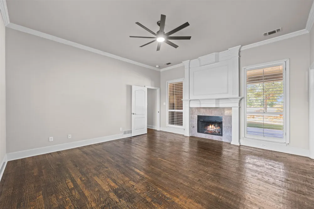 441 Country Ridge Lane Red Oak, TX 75154