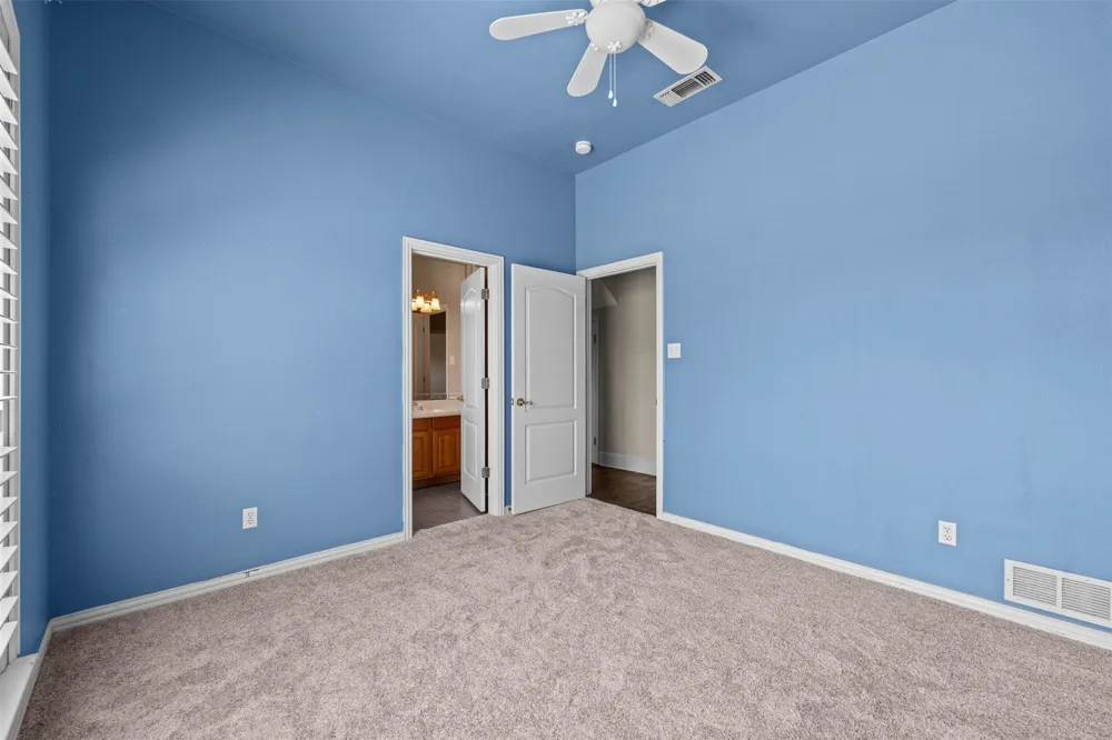 441 Country Ridge Lane Red Oak, TX 75154
