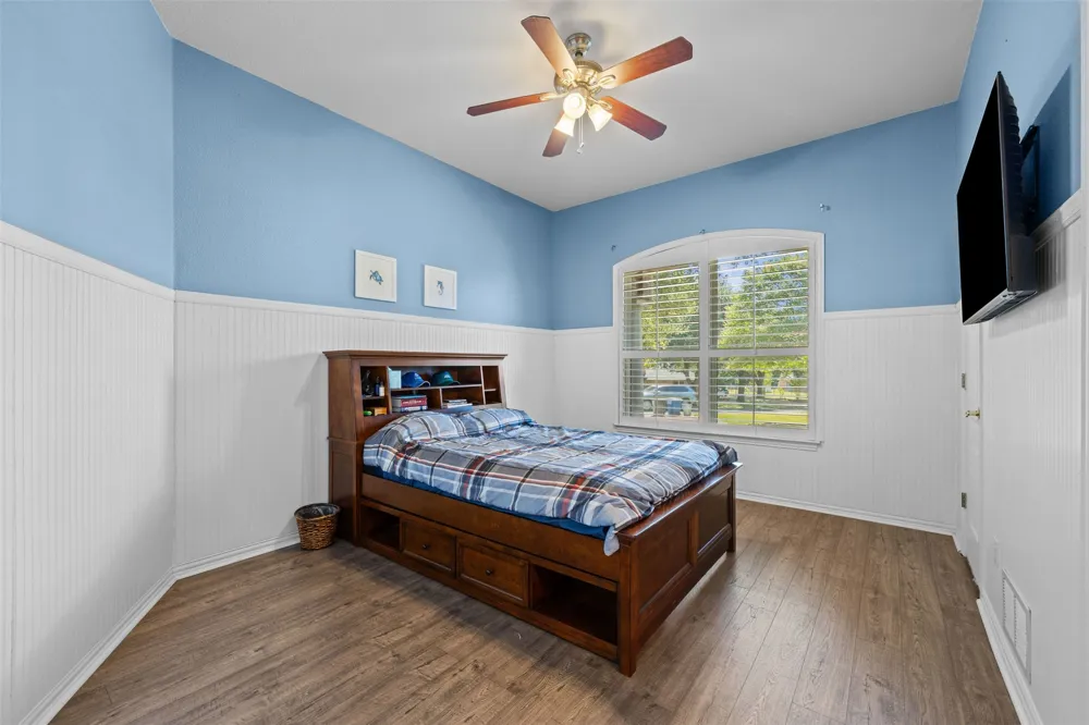 441 Country Ridge Lane Red Oak, TX 75154