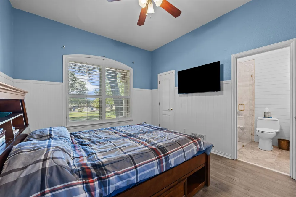 441 Country Ridge Lane Red Oak, TX 75154