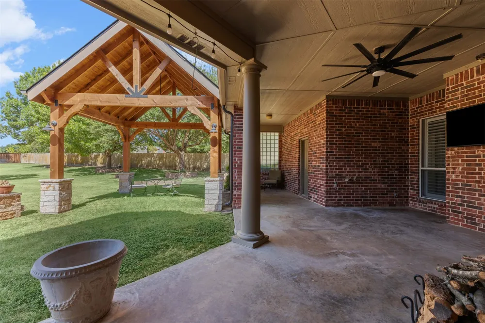 441 Country Ridge Lane Red Oak, TX 75154