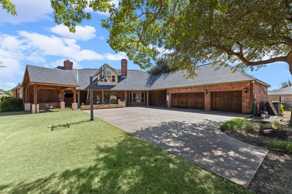 441 Country Ridge Lane Red Oak, TX 75154