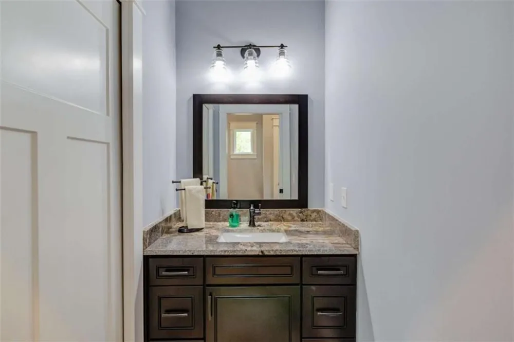 624 Skyland Drive Hoschton, GA 30548