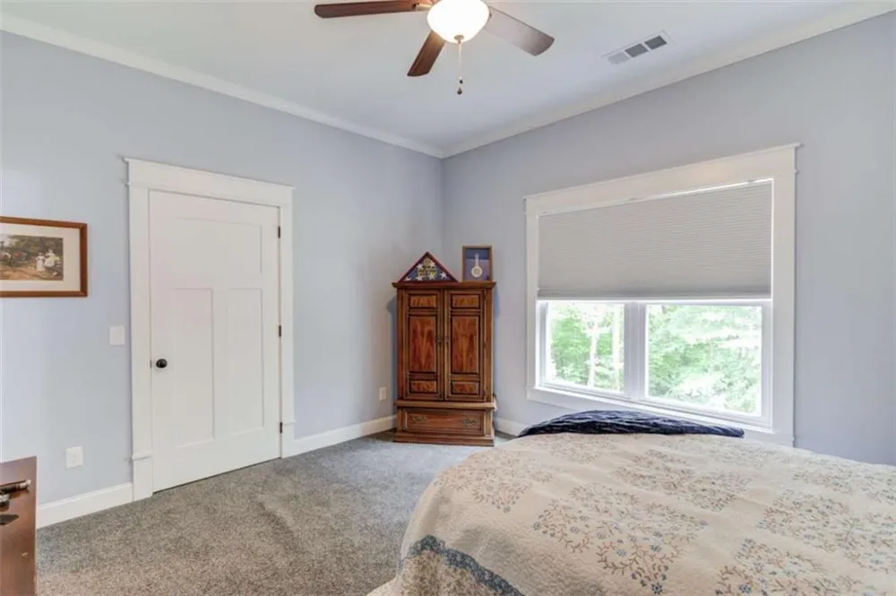 624 Skyland Drive Hoschton, GA 30548