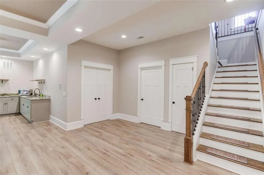 624 Skyland Drive Hoschton, GA 30548