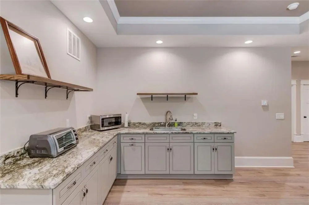 624 Skyland Drive Hoschton, GA 30548