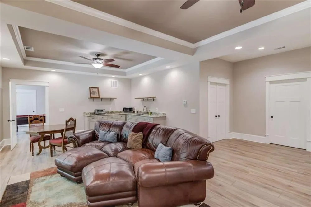 624 Skyland Drive Hoschton, GA 30548
