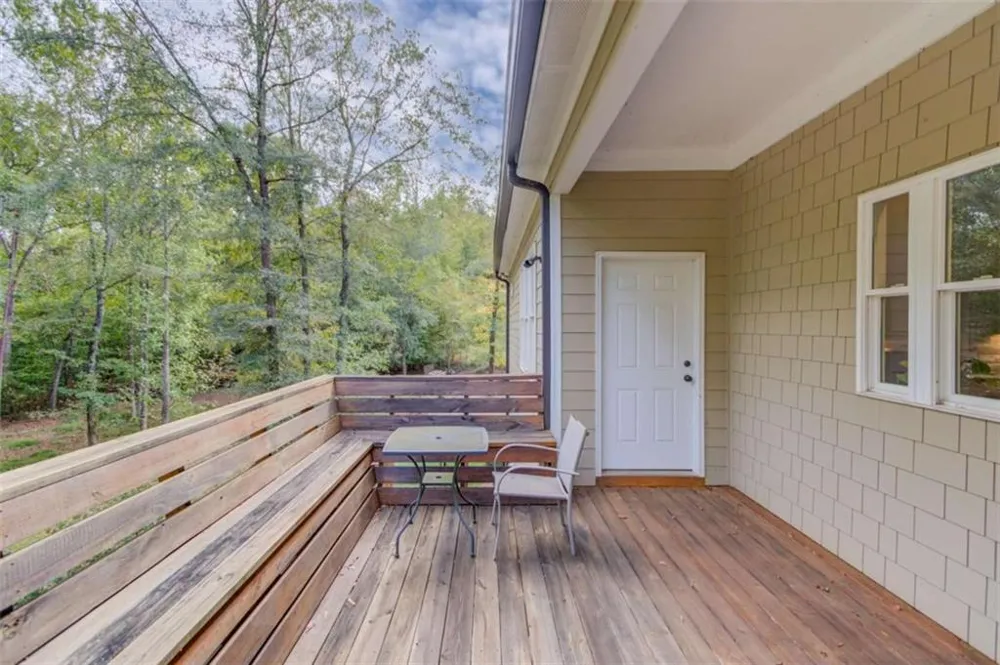 624 Skyland Drive Hoschton, GA 30548