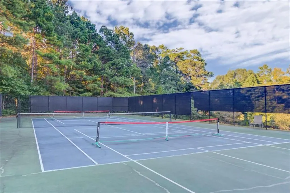 624 Skyland Drive Hoschton, GA 30548