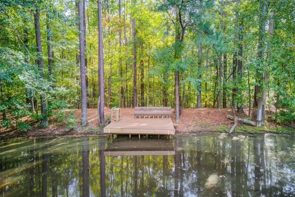 624 Skyland Drive Hoschton, GA 30548