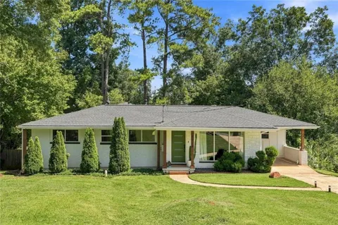 2934 Lynda Place
