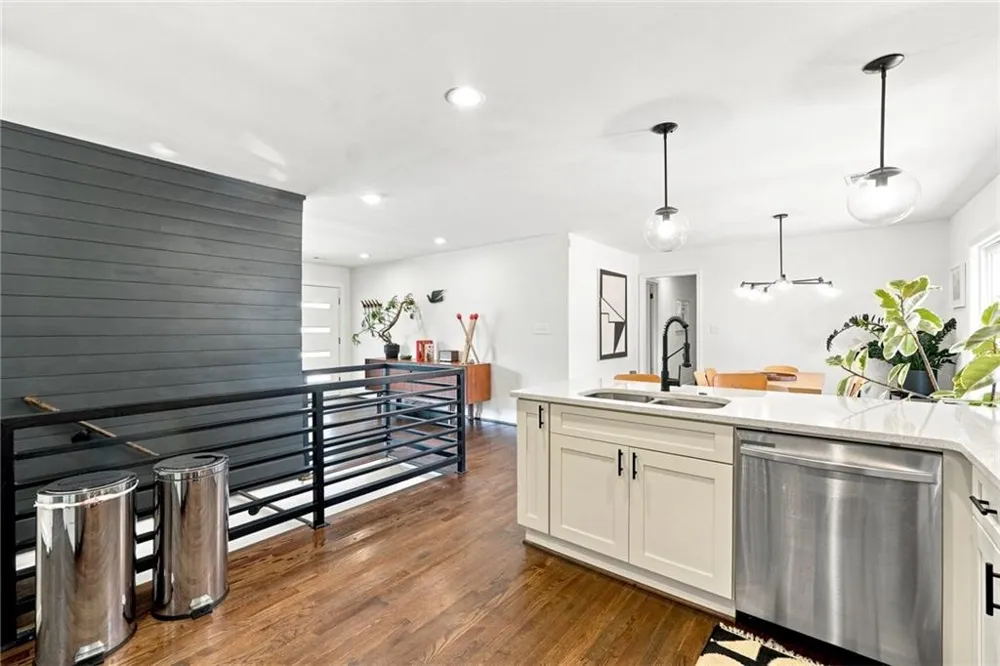 2934 Lynda Place Decatur, GA 30032