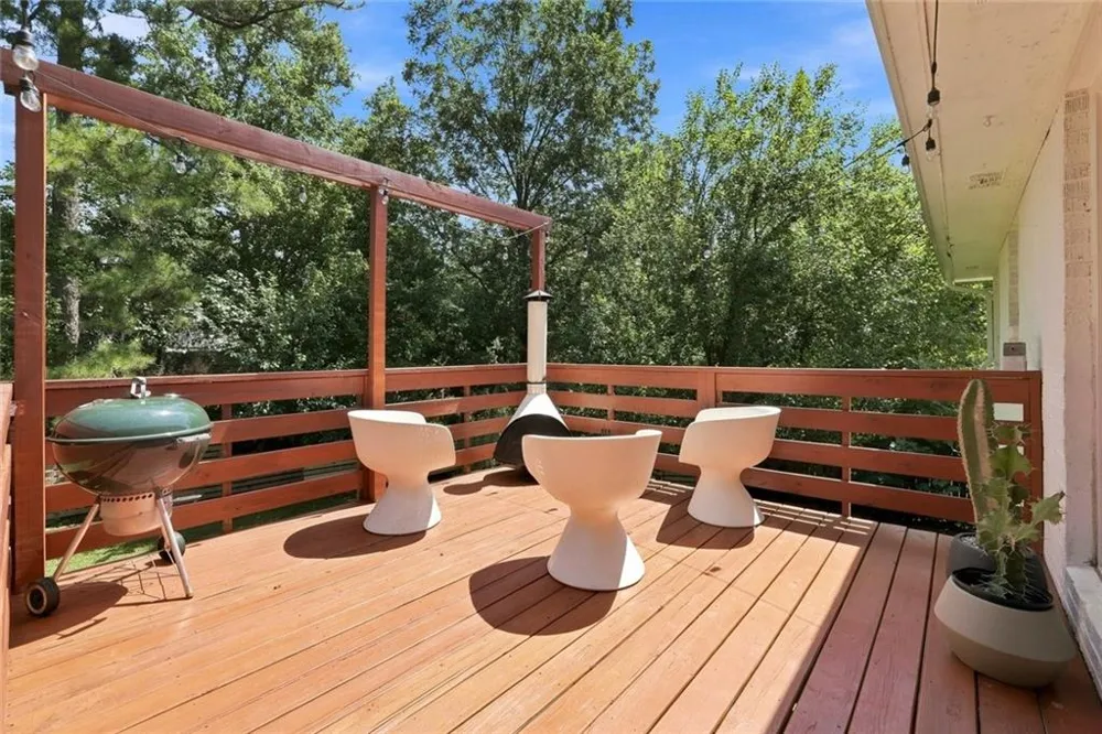 2934 Lynda Place Decatur, GA 30032