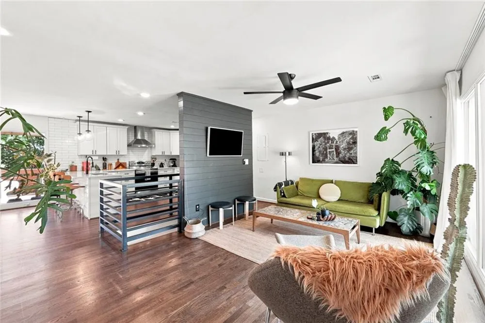 2934 Lynda Place Decatur, GA 30032