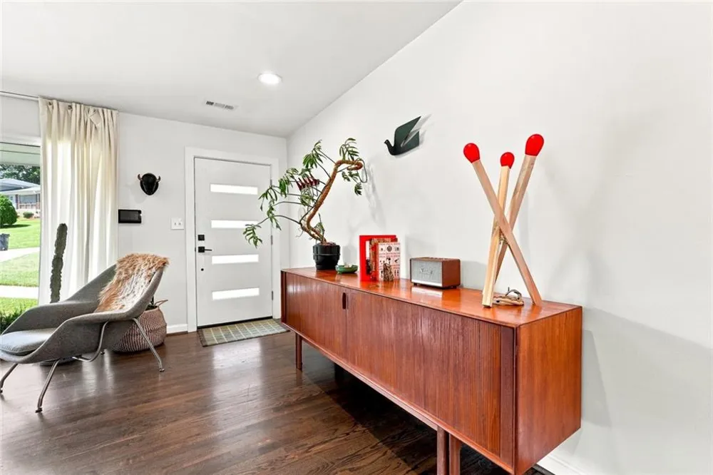 2934 Lynda Place Decatur, GA 30032