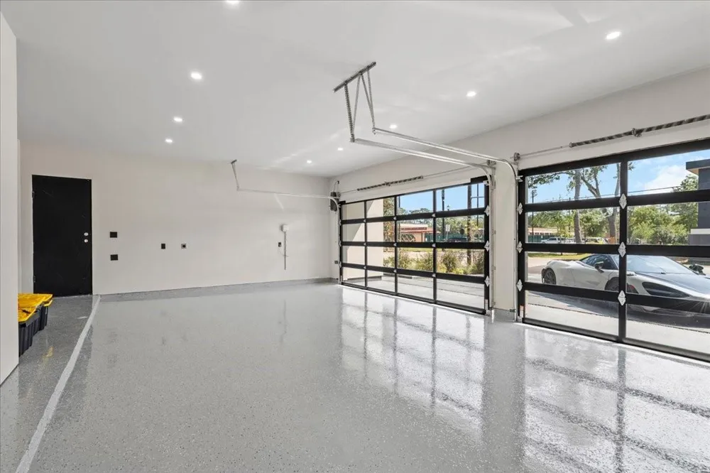 827 Bunker Hill Road Houston, TX 77024
