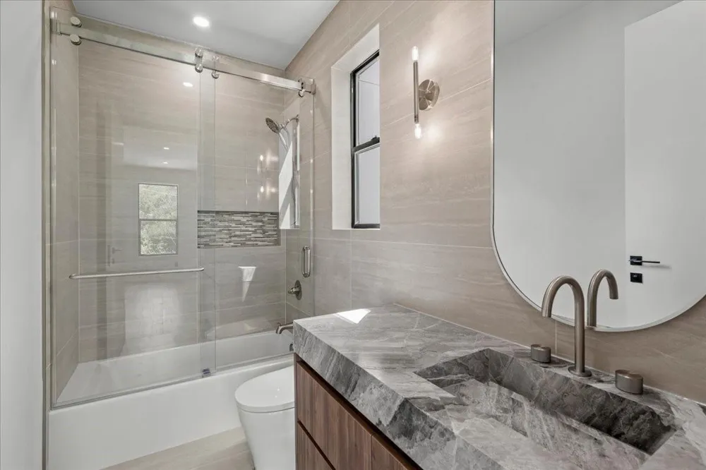 827 Bunker Hill Road Houston, TX 77024