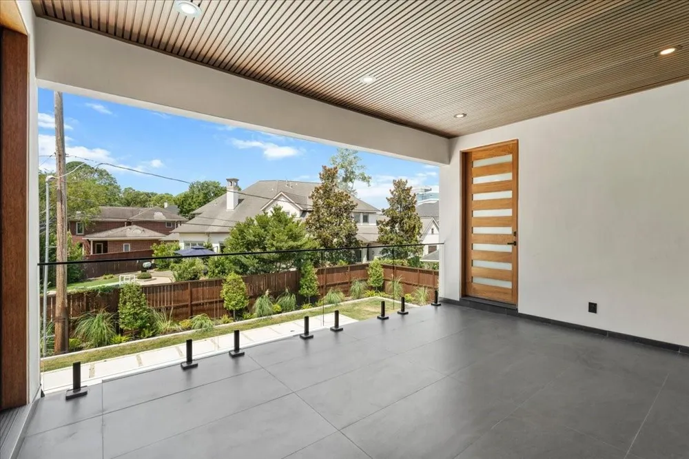 827 Bunker Hill Road Houston, TX 77024