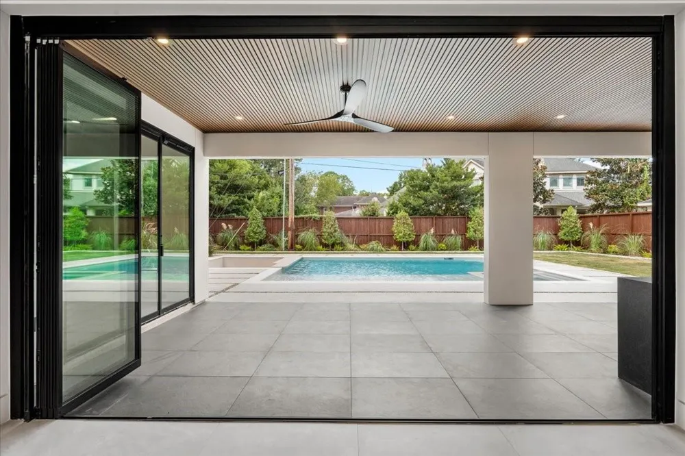 827 Bunker Hill Road Houston, TX 77024