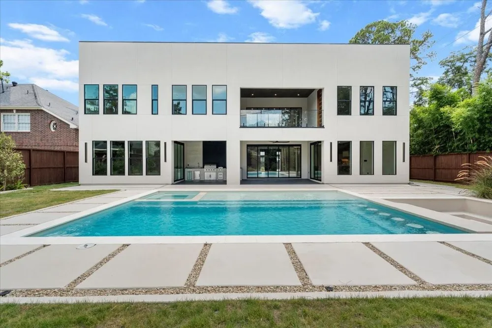 827 Bunker Hill Road Houston, TX 77024