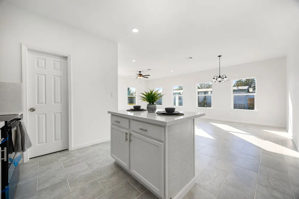 307 Road 5120 Cleveland, TX 77327
