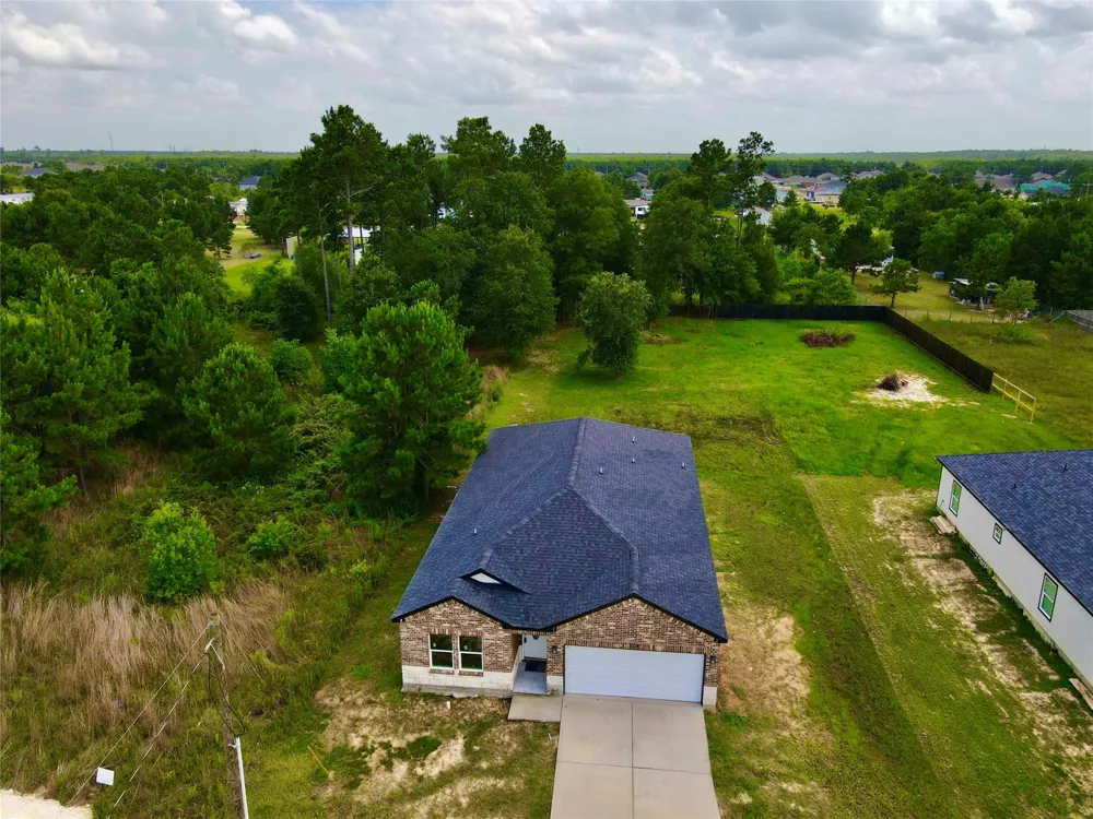307 Road 5120 Cleveland, TX 77327