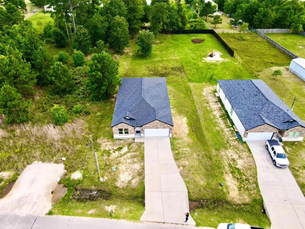 307 Road 5120 Cleveland, TX 77327
