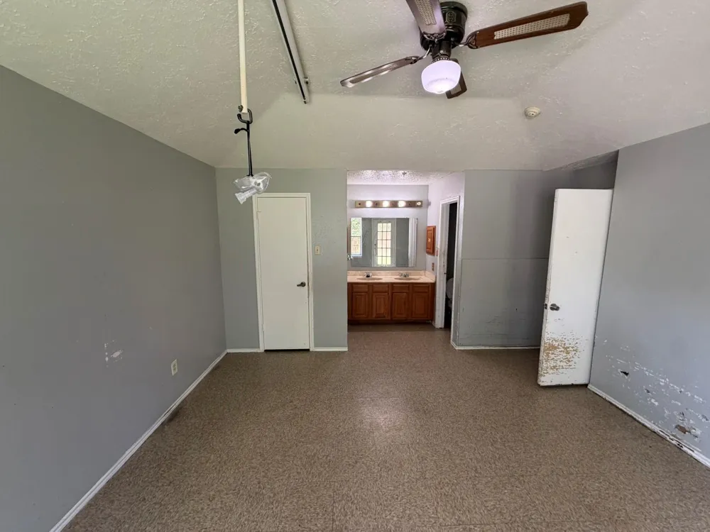 1808 Pinewood Park Drive Missouri City, TX 77489
