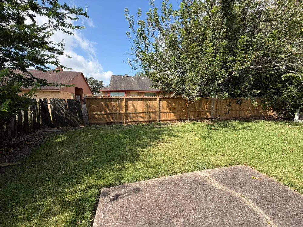 1808 Pinewood Park Drive Missouri City, TX 77489
