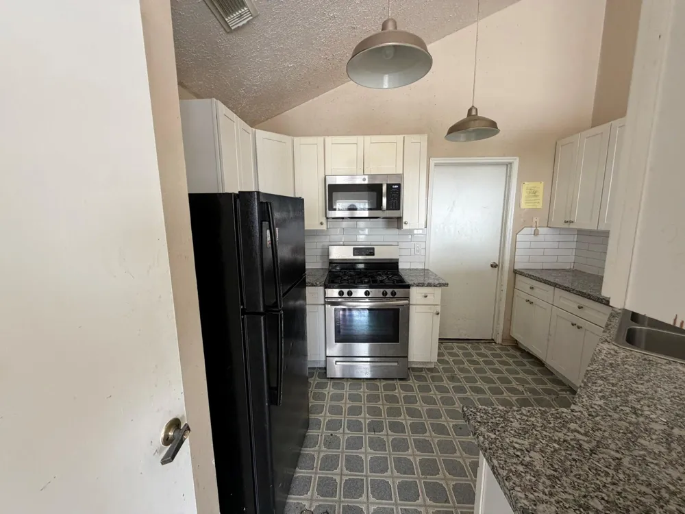 1808 Pinewood Park Drive Missouri City, TX 77489