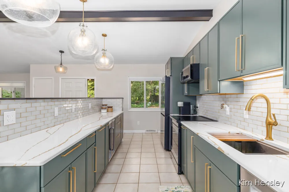 4736 Burton Street SE Kentwood, MI 49546